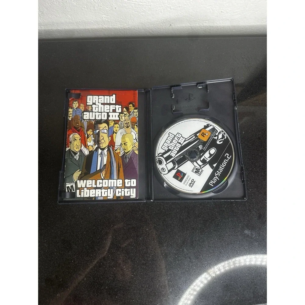 Grand Theft Auto III GTA 3 PS2 PlayStation 2 AUTHENTIC CASE & MANUAL